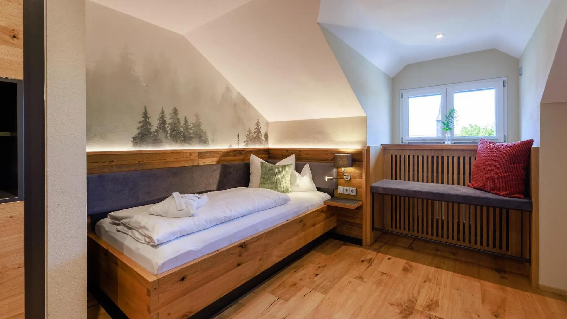 Hotel Zur Post Ruhpolding 4*,
